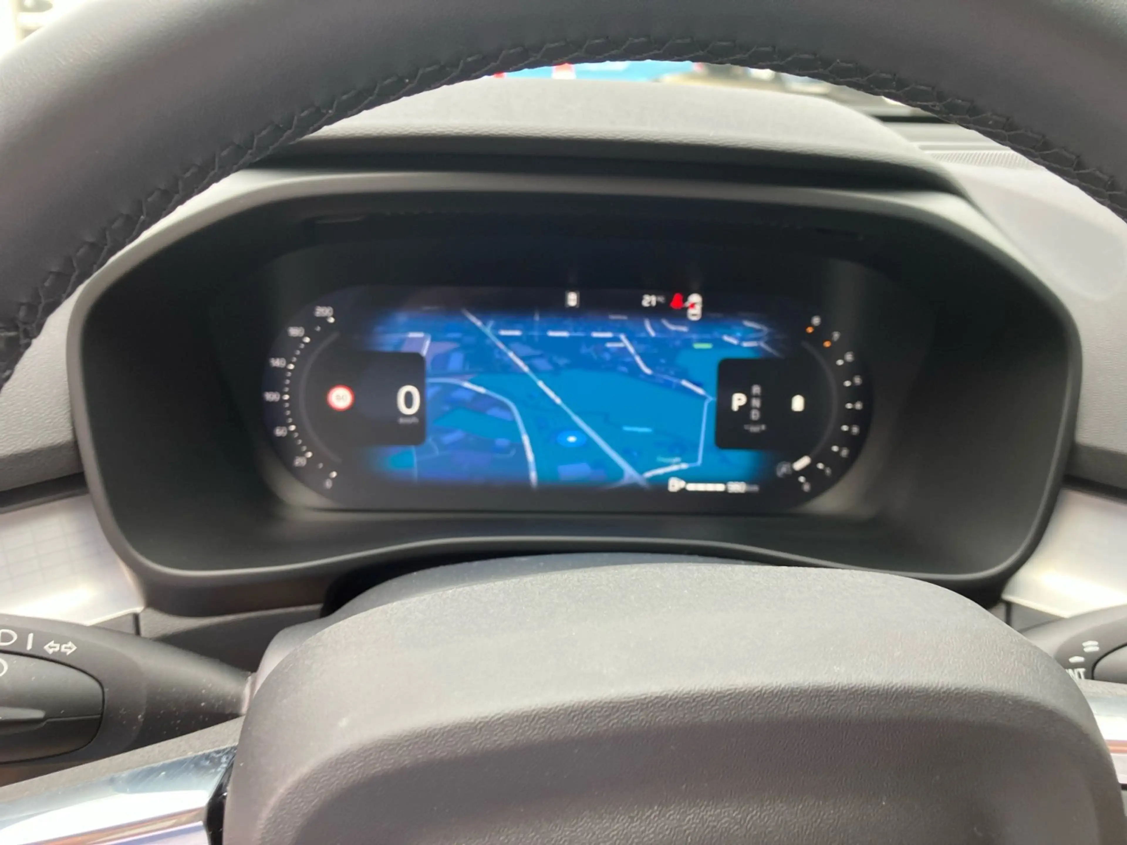 Volvo XC40 Volvo XC 40 Plus Dark , B3 Mild-Hybrid, Ben — photo 15