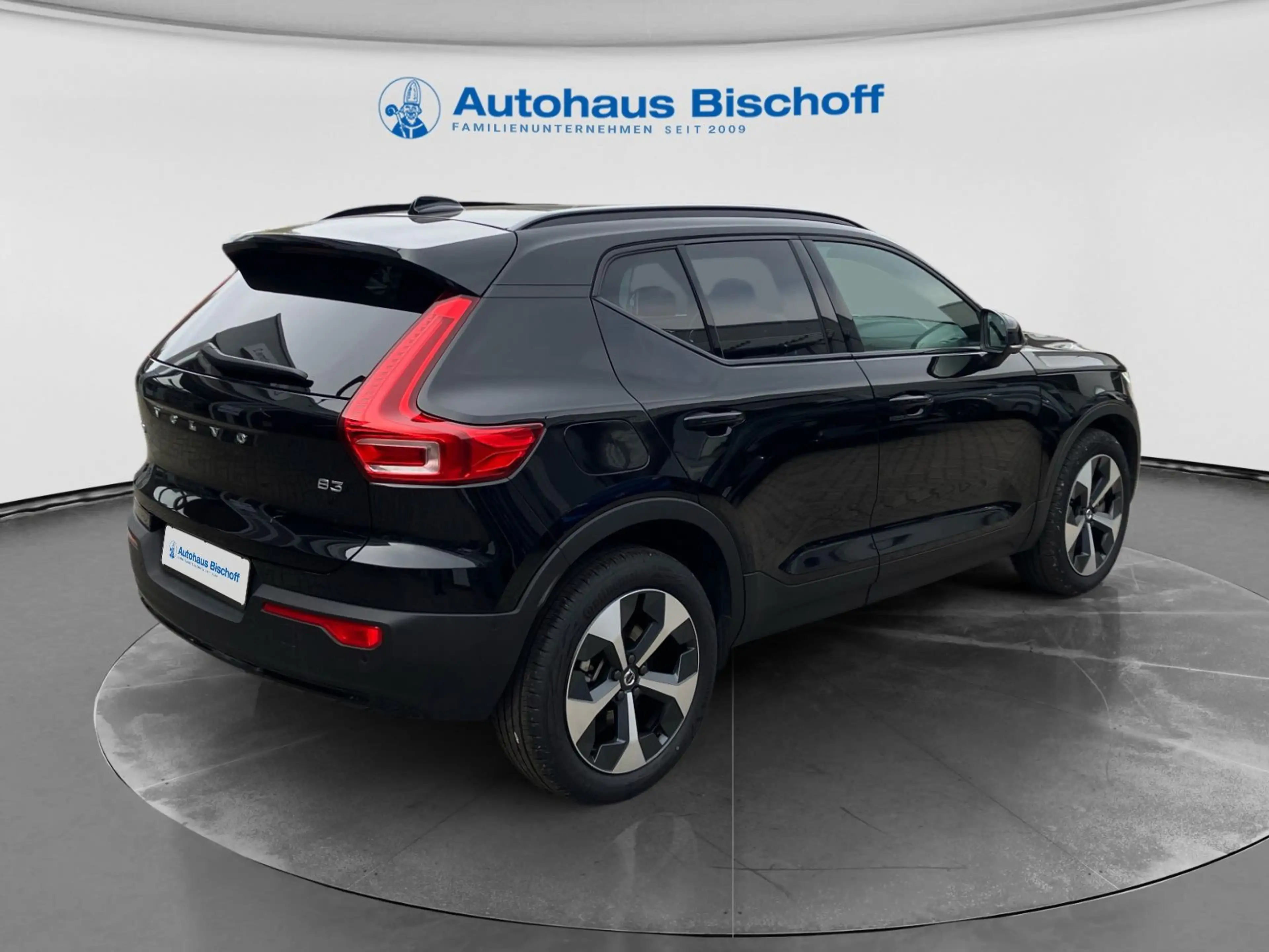Volvo XC40 Volvo XC 40 Plus Dark , B3 Mild-Hybrid, Ben — photo 6