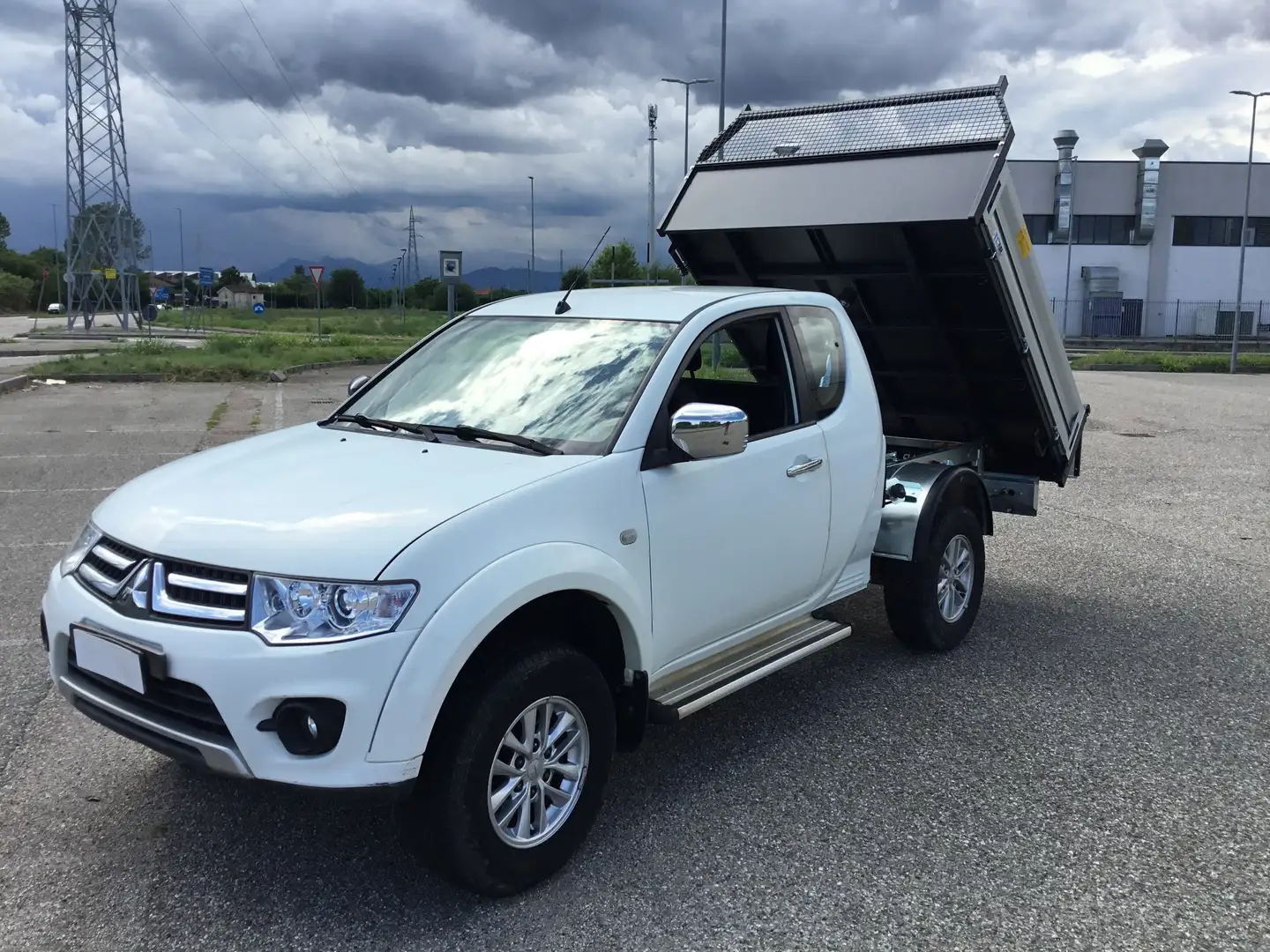 Mitsubishi L200 Bianco - 1