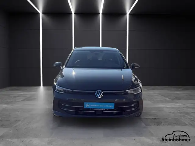Volkswagen Golf view 10