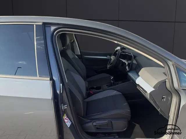 Volkswagen Golf view 13