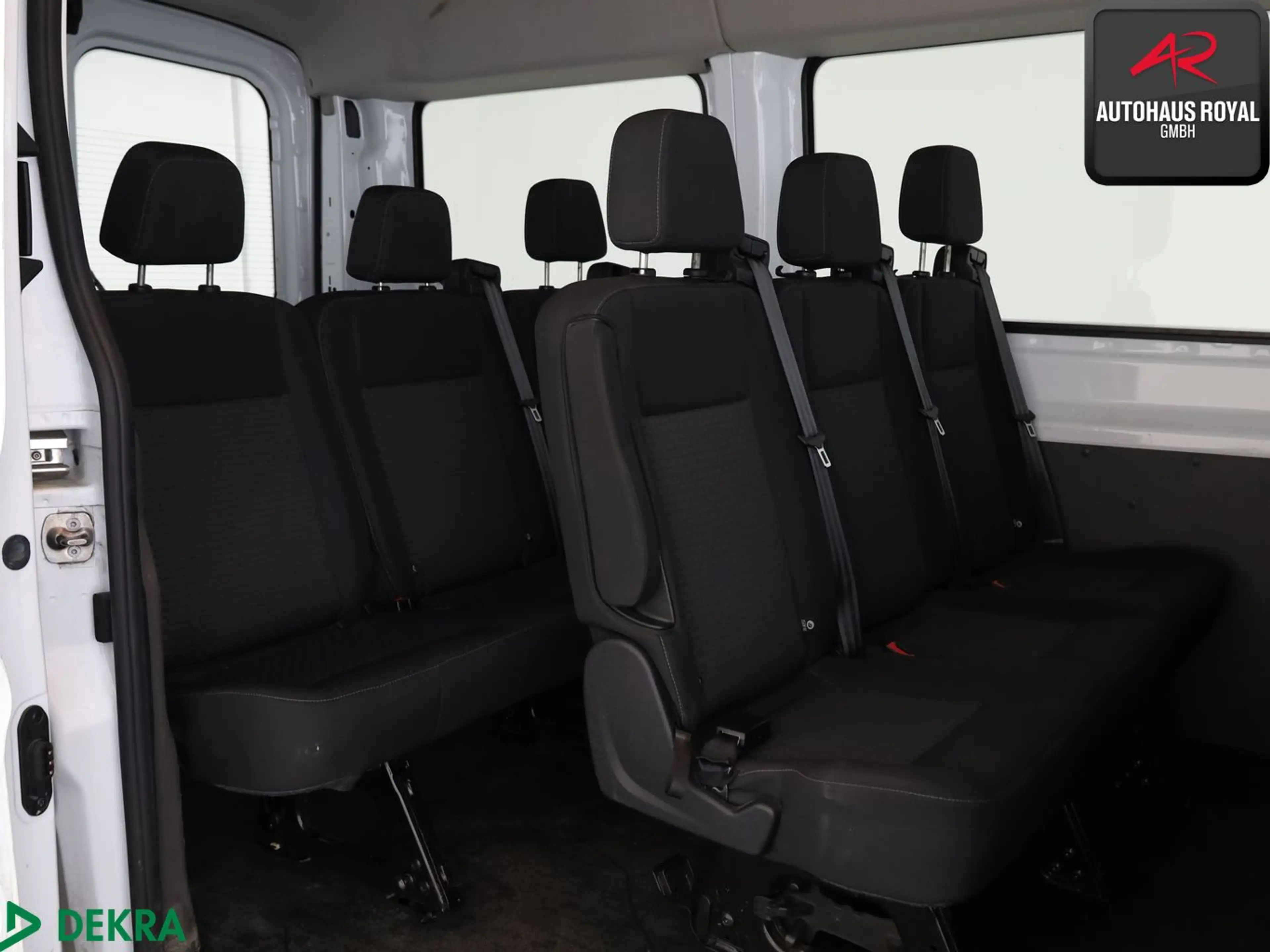 Ford Transit 2.0 TDCi L2H2 9 SITZE,1.HAND,KLIMA,PDC — photo 7