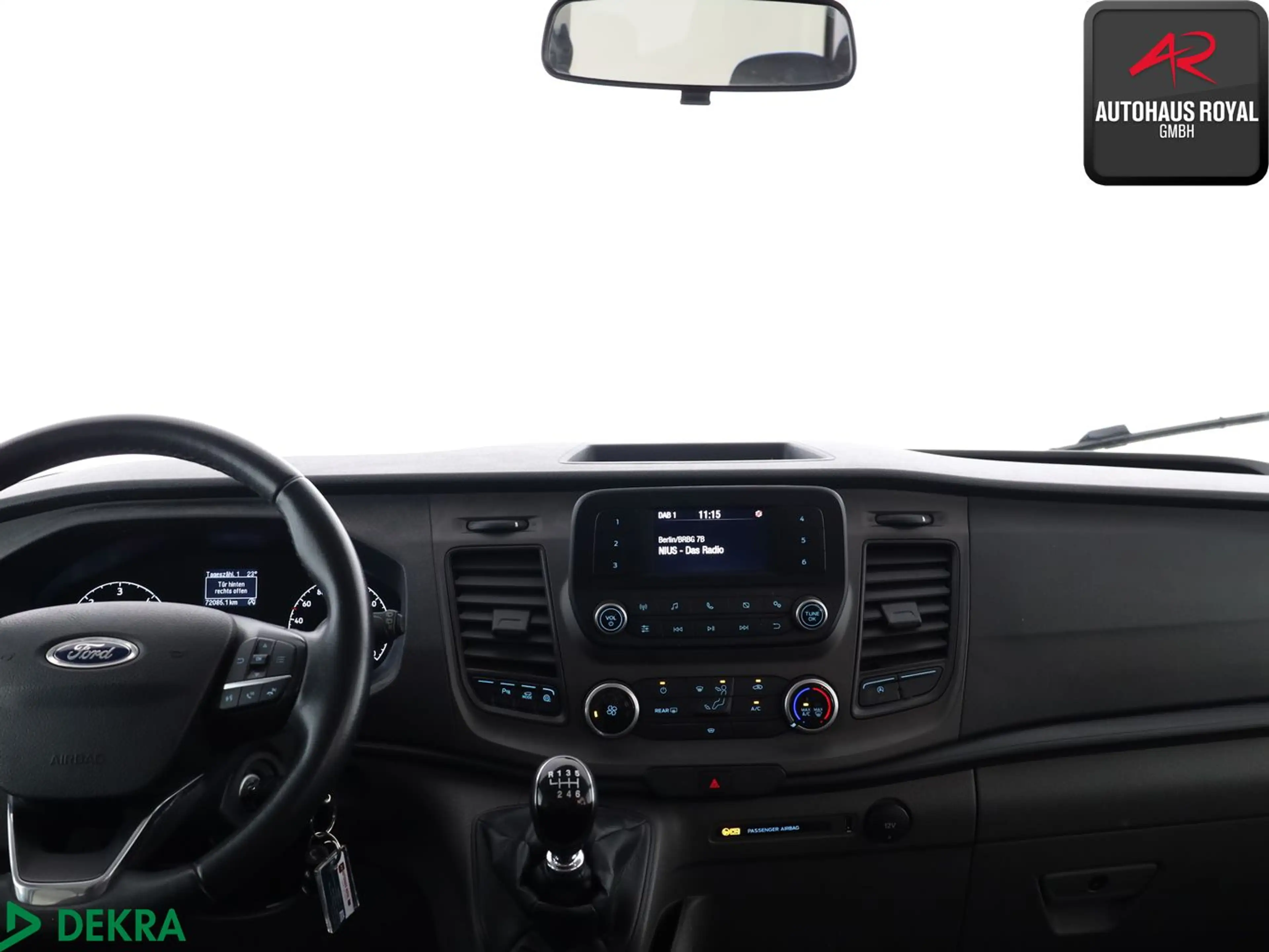 Ford Transit 2.0 TDCi L2H2 9 SITZE,1.HAND,KLIMA,PDC — photo 4