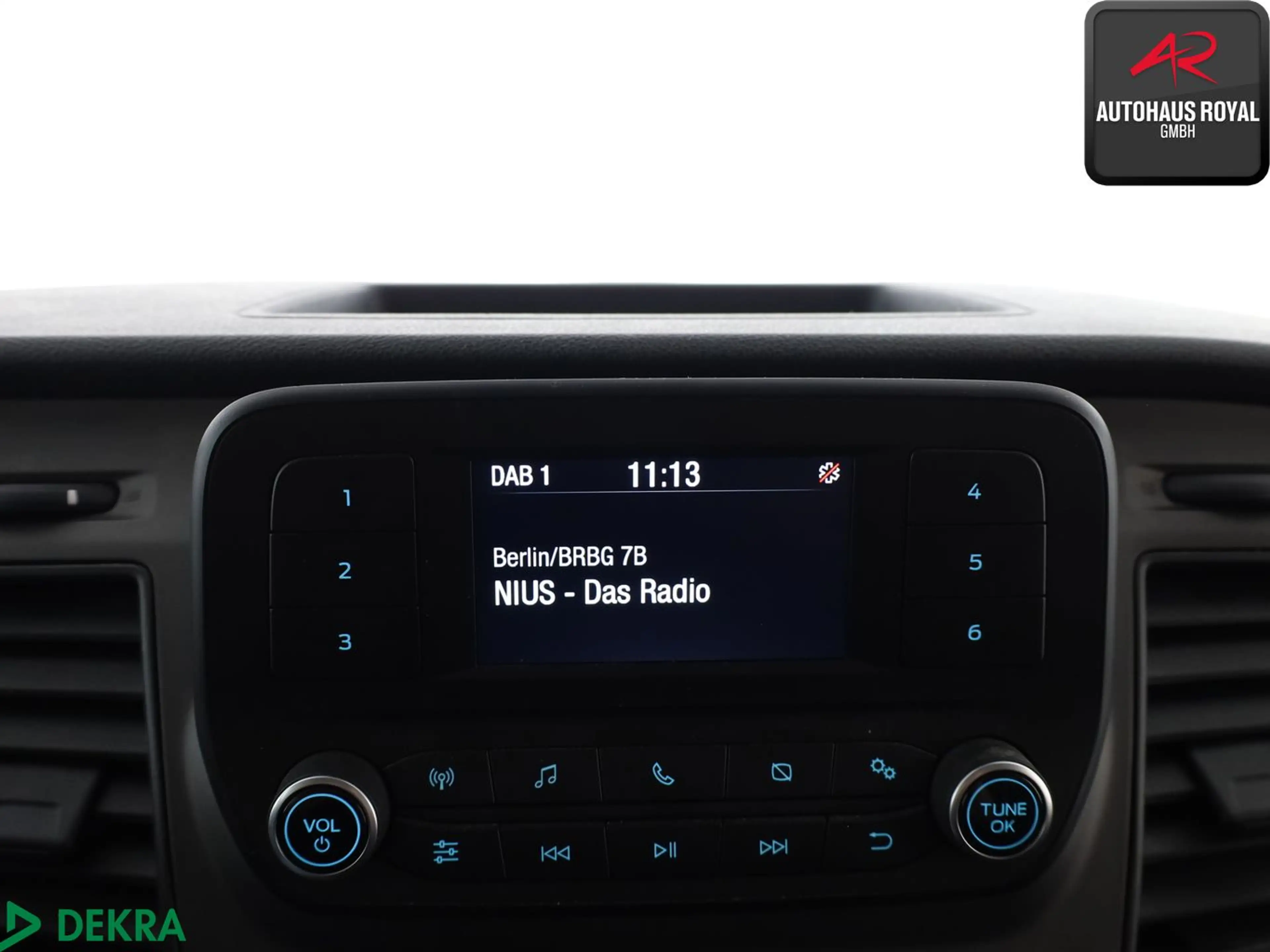Ford Transit 2.0 TDCi L2H2 9 SITZE,1.HAND,KLIMA,PDC — photo 11