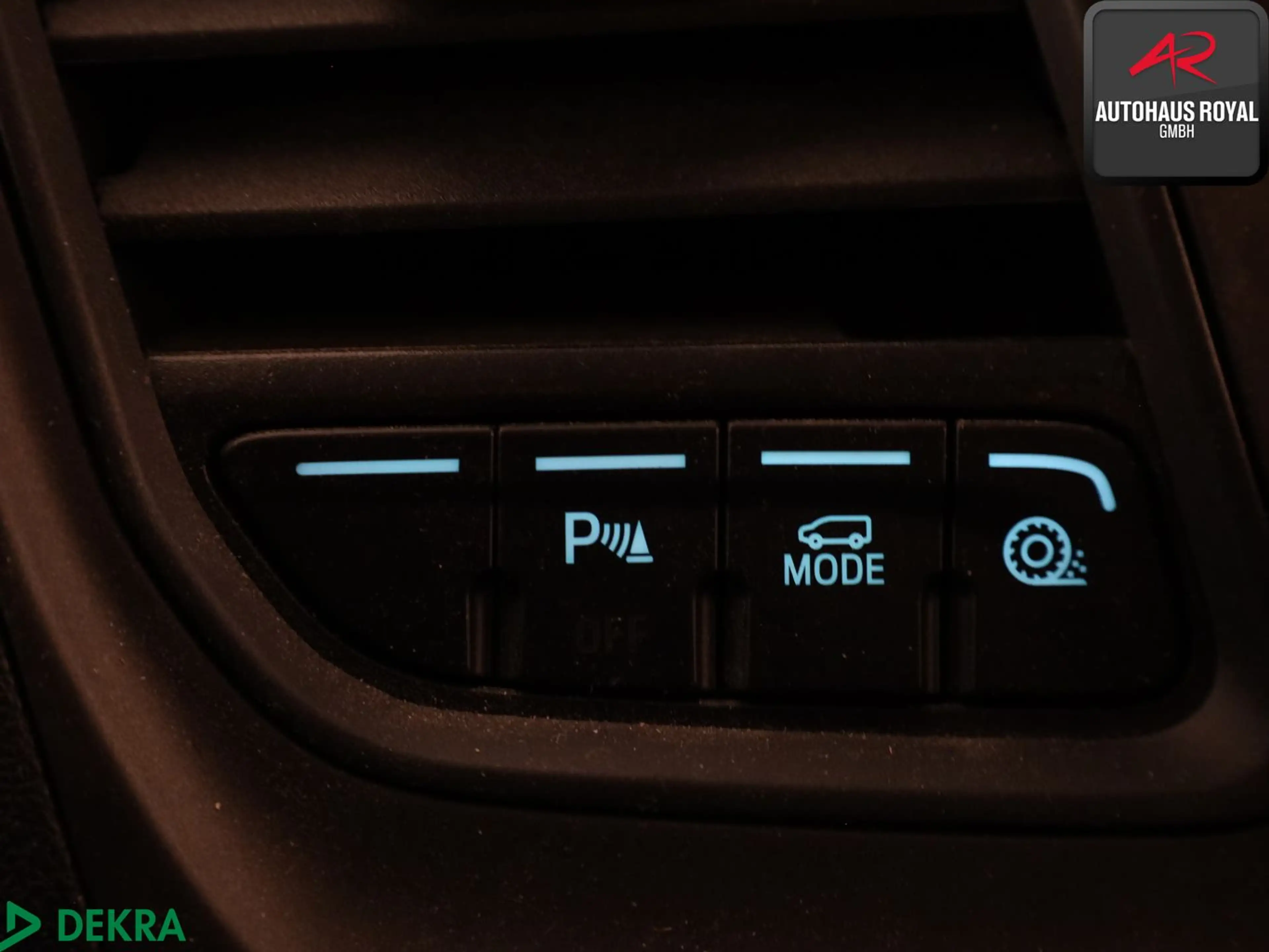 Ford Transit 2.0 TDCi L2H2 9 SITZE,1.HAND,KLIMA,PDC — photo 14
