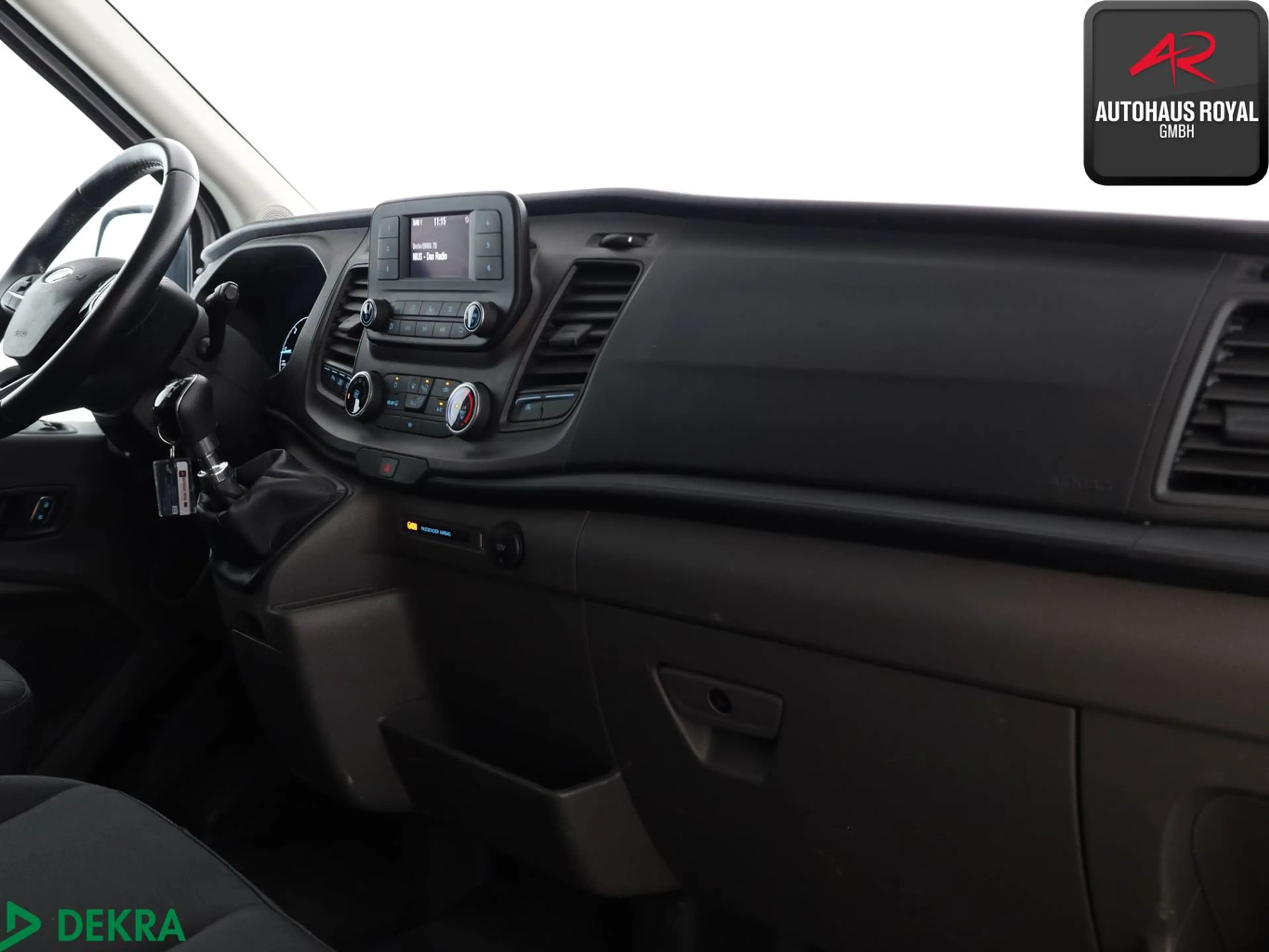 Ford Transit 2.0 TDCi L2H2 9 SITZE,1.HAND,KLIMA,PDC — photo 5