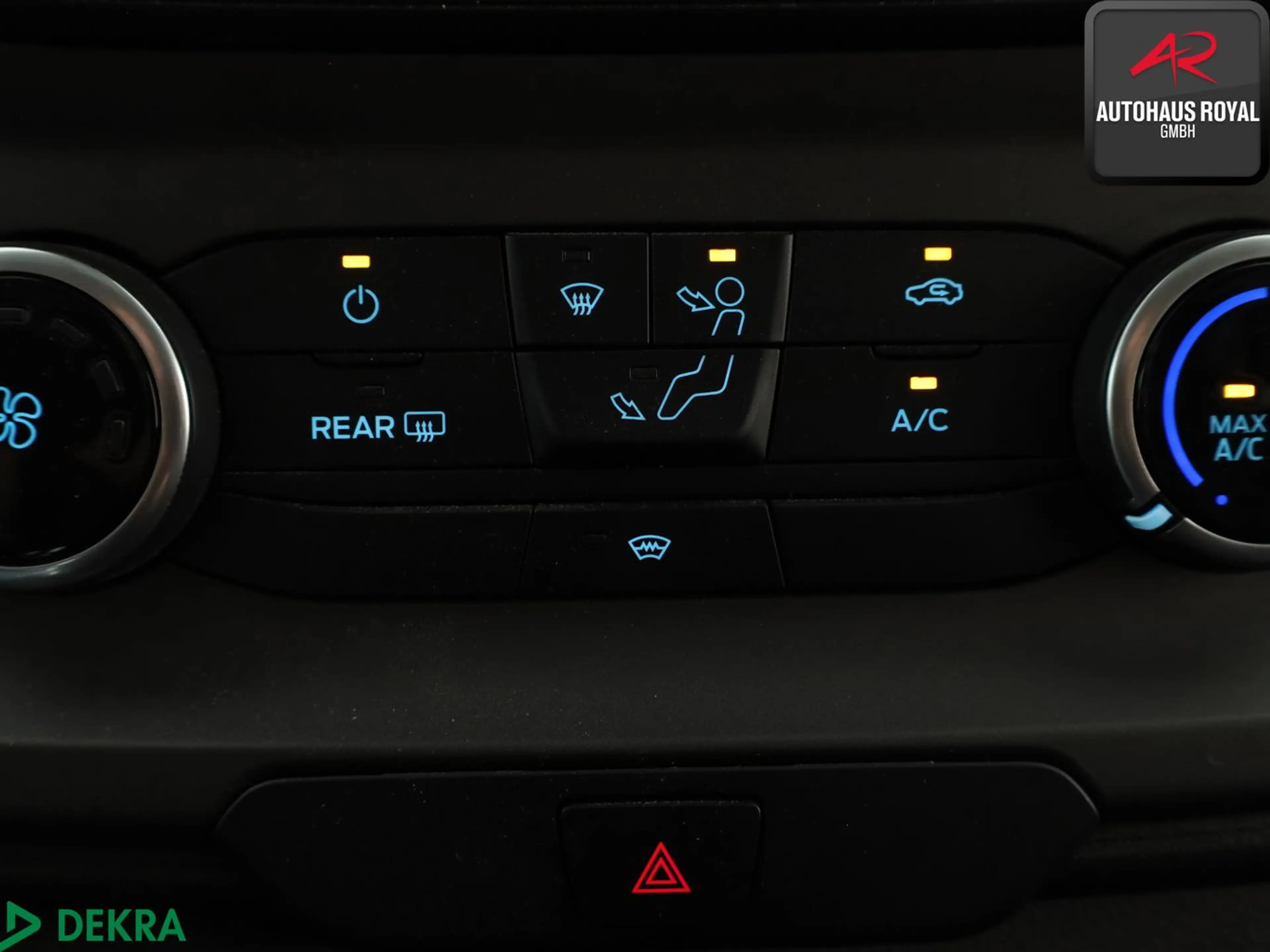 Ford Transit 2.0 TDCi L2H2 9 SITZE,1.HAND,KLIMA,PDC — photo 15