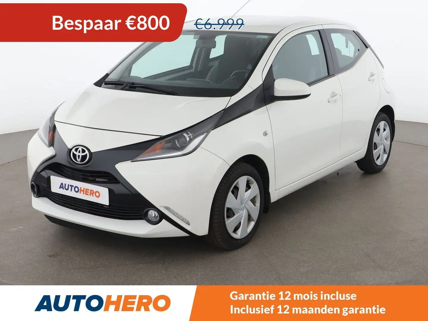 Toyota Aygo 1.0 X-Play Weiß - 1