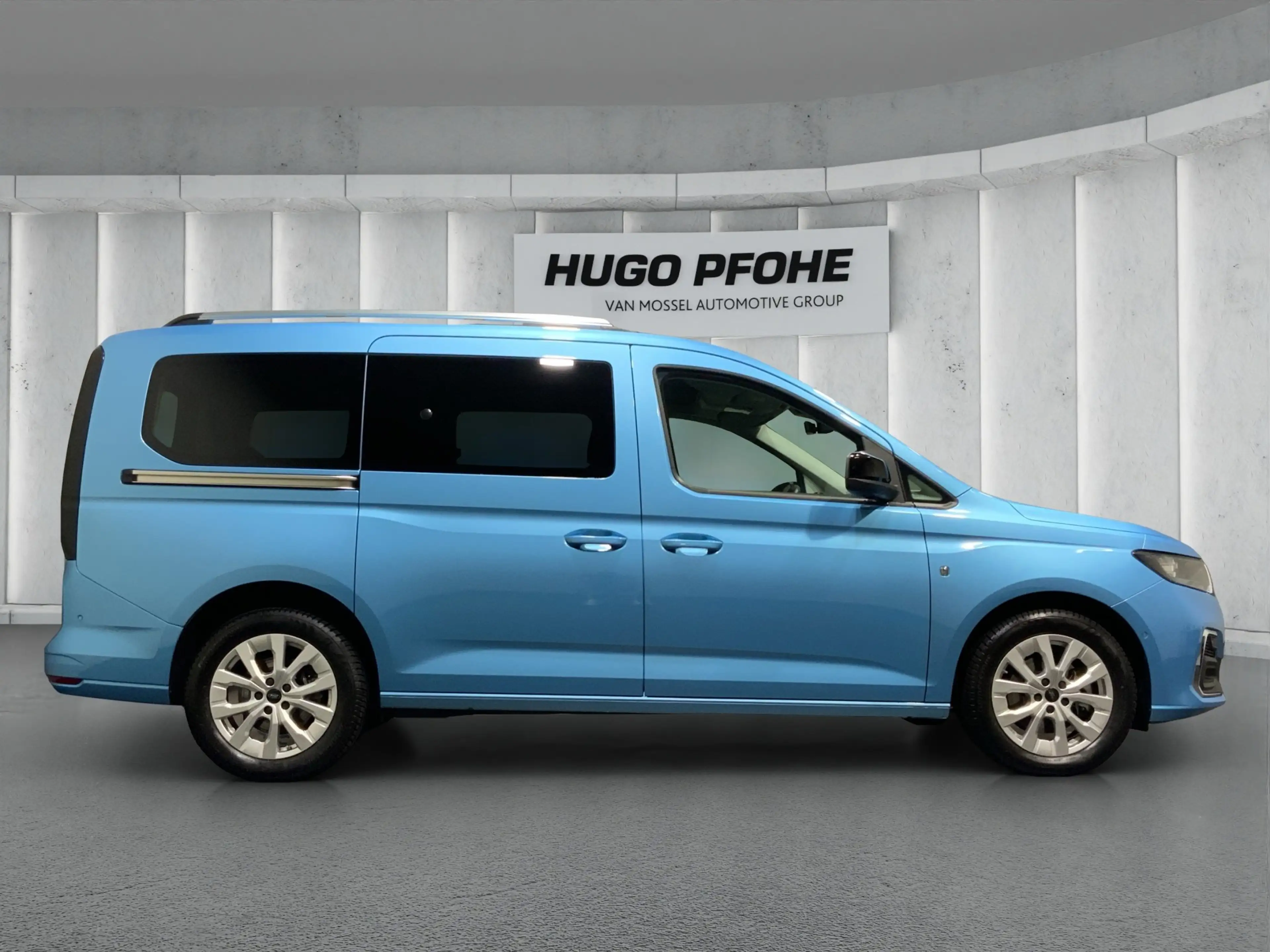 Ford Grand Tourneo Connect Titanium Aut.*AHK*ACC*KAM*NAVI*SHZ — photo 6