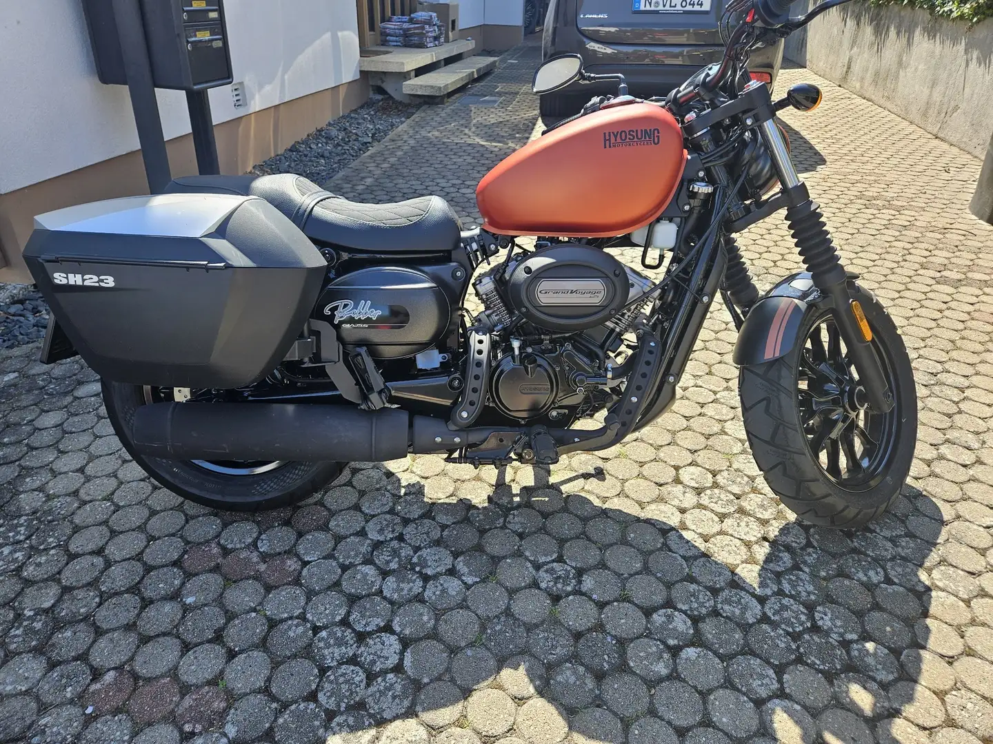 Hyosung GV 125 Orange - 2