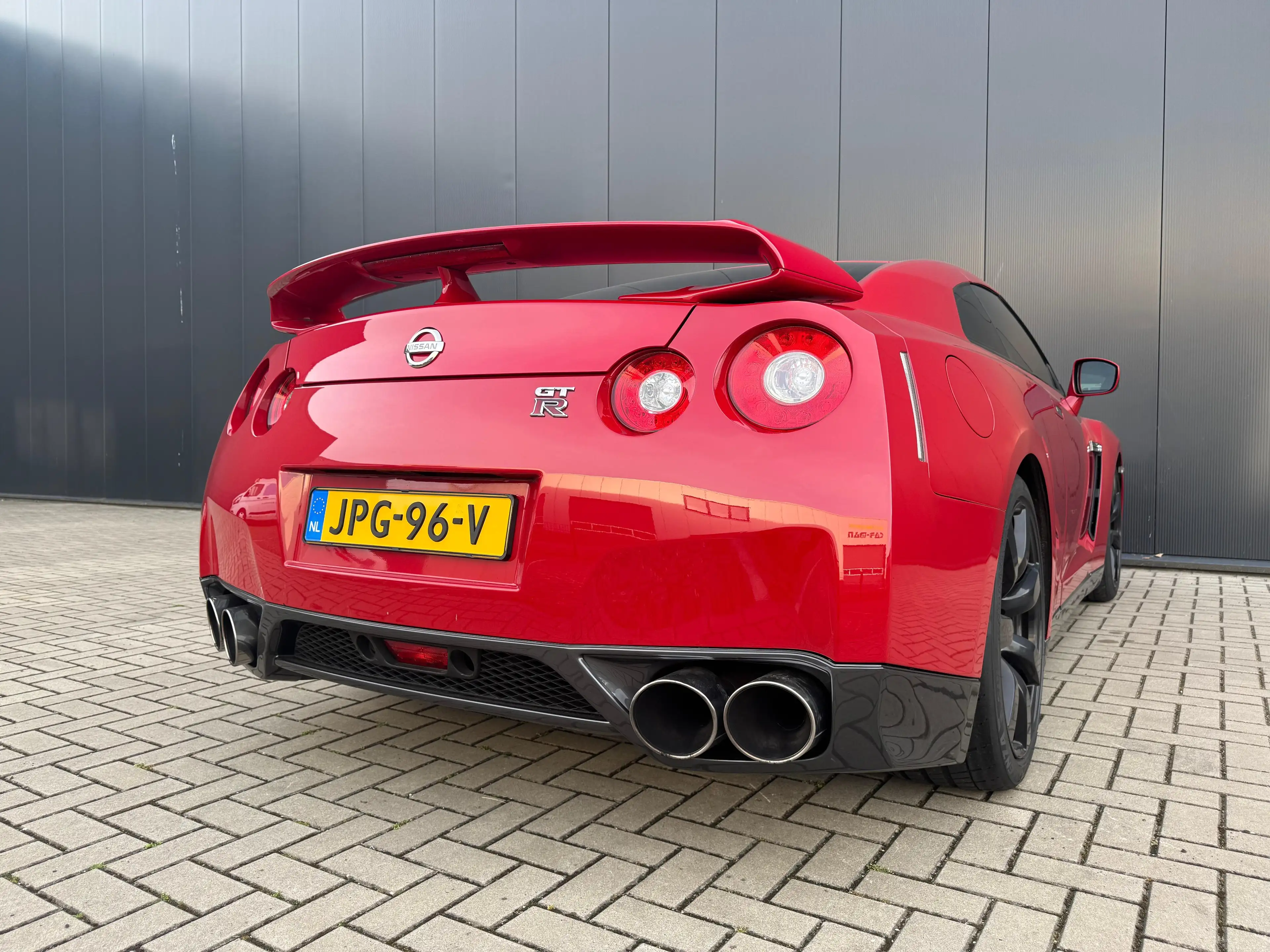 Nissan GT-R R35 Black Edition 3.8L V6 Bose Navi Bluetooth — photo 8