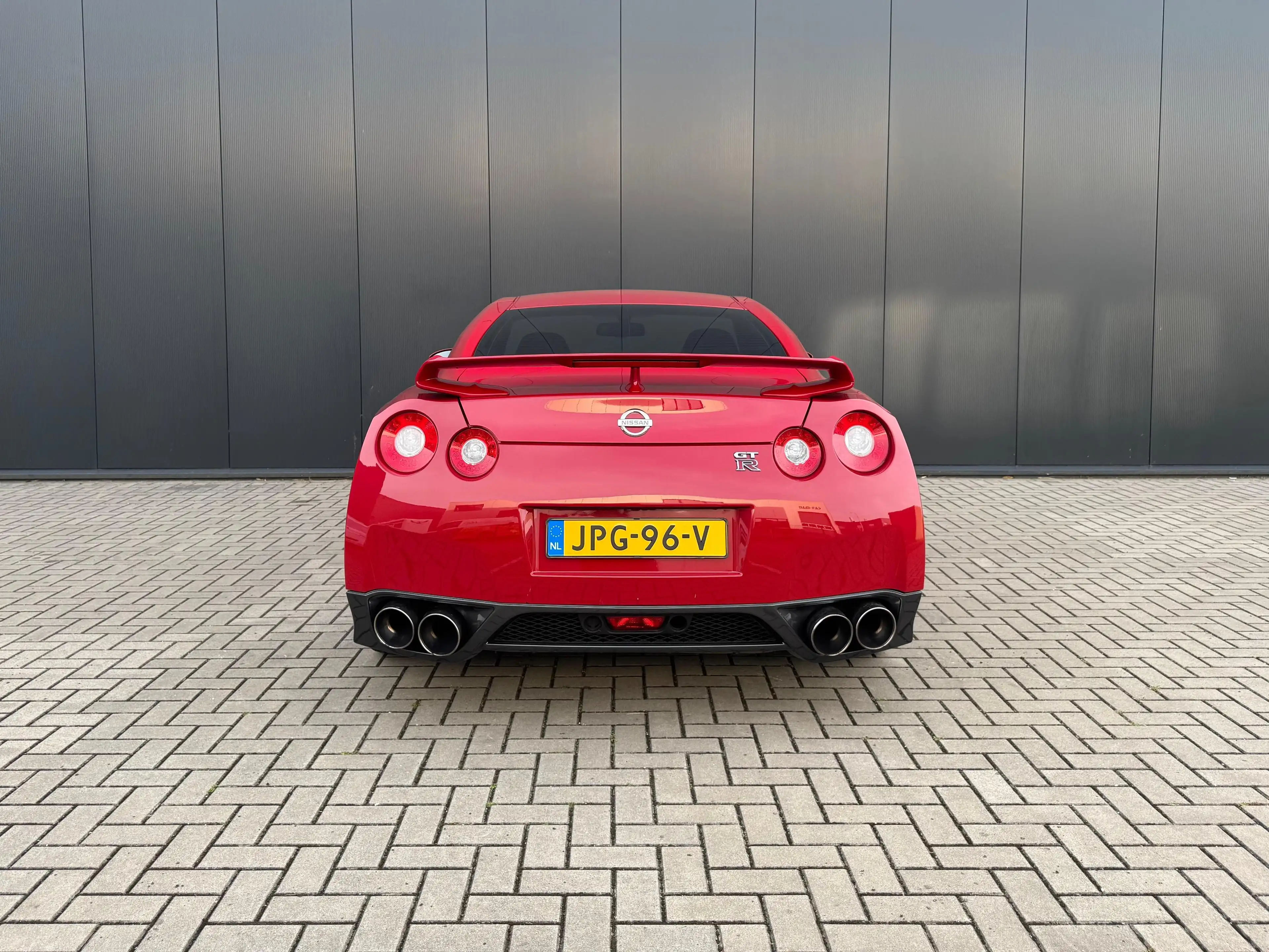 Nissan GT-R R35 Black Edition 3.8L V6 Bose Navi Bluetooth — photo 6