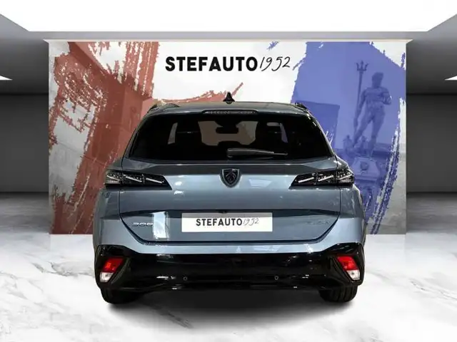 Peugeot 308 view 6