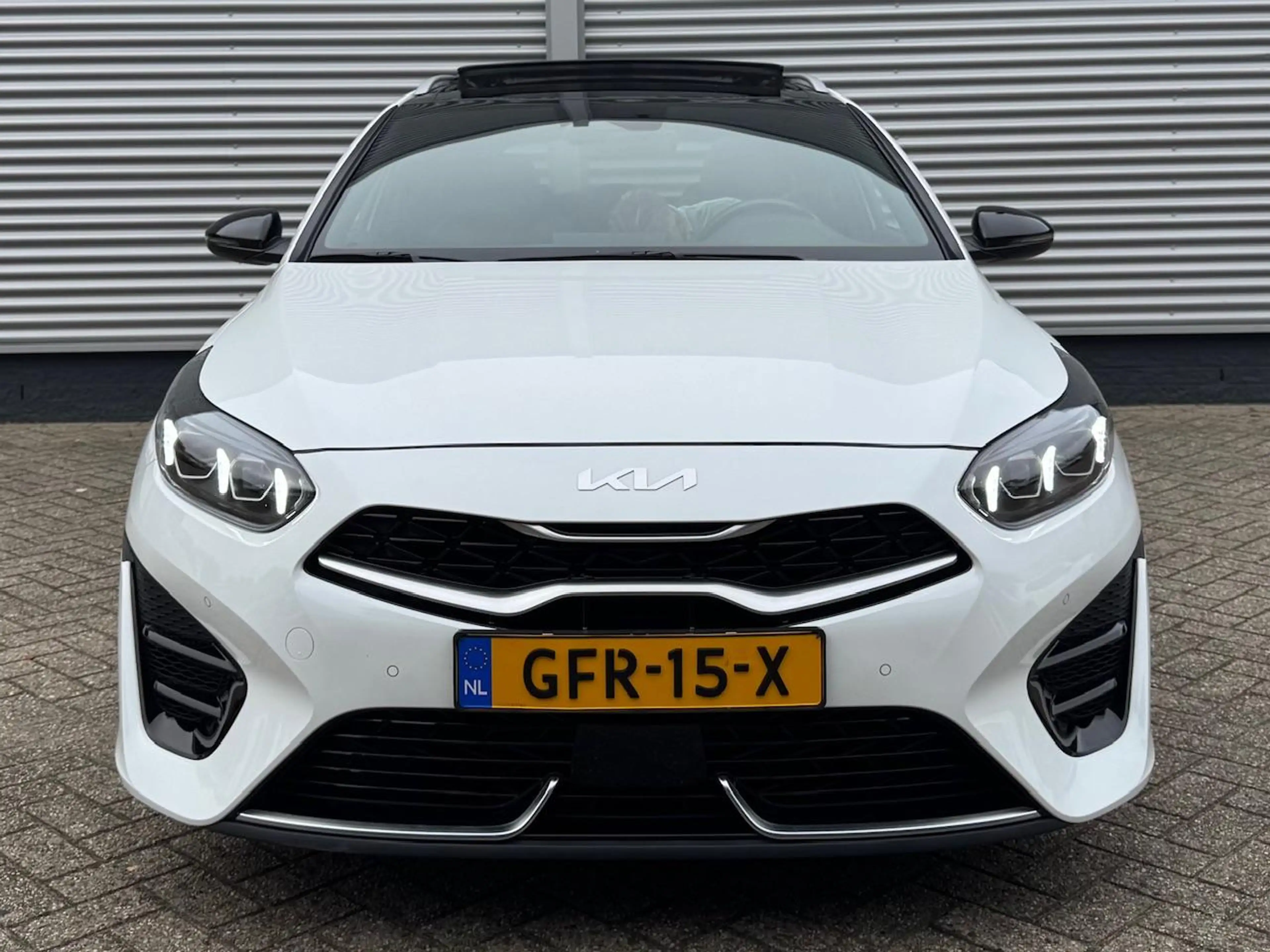 Kia Ceed SW / cee'd SW Sportswagon 1.5 T-GDi 140pk GT-Line | Schuif/Kante — photo 8