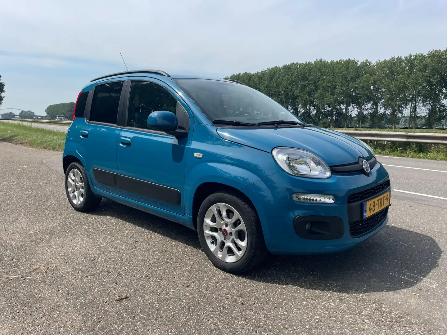 Fiat Panda 0.9 TwinAir Lounge Originele L.M.Velgen koude Airc Blauw - 2