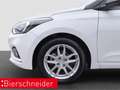 Hyundai i20 1.2 Advantage + RFK SHZ KLIMA USB Alb - thumbnail 9
