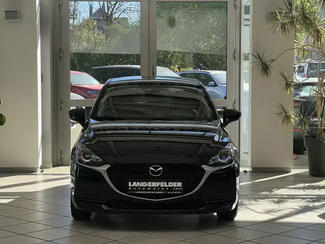 Mazda 2 view 9