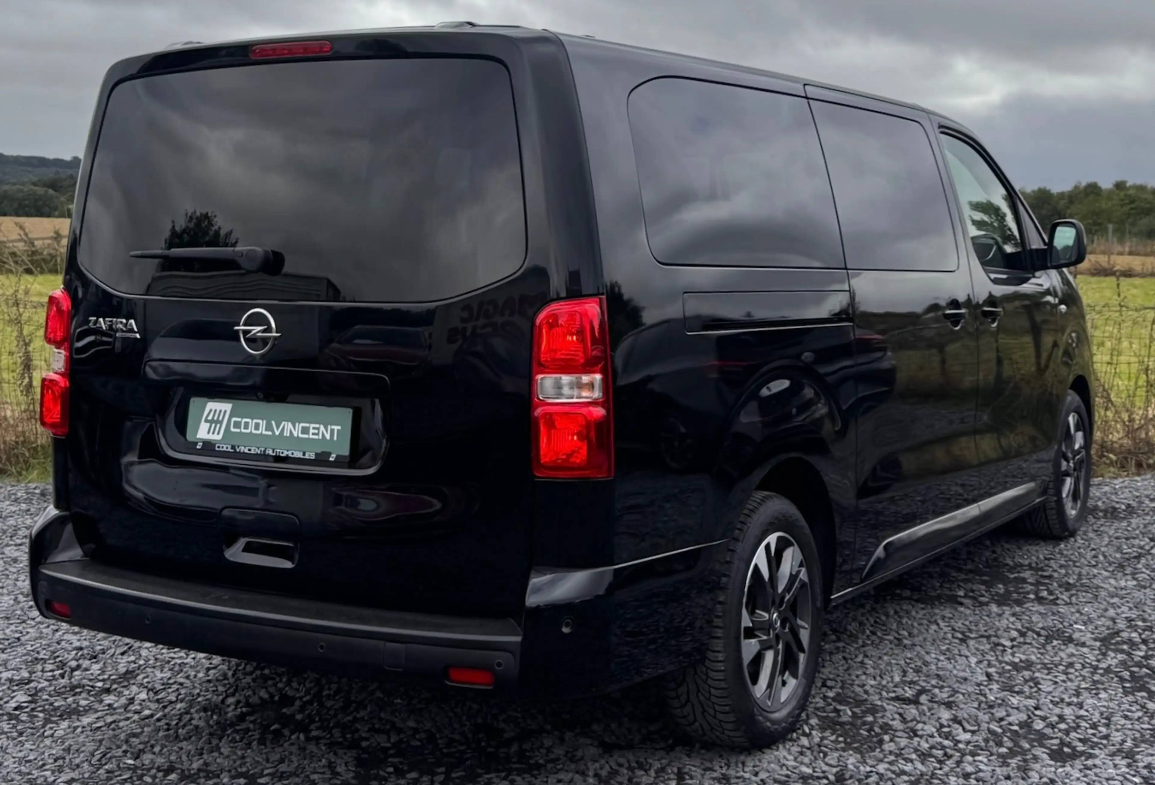 Peugeot Traveller 2.0 Turbo D - 8 PLACES - CarPlay - Sg chauffants — photo 4