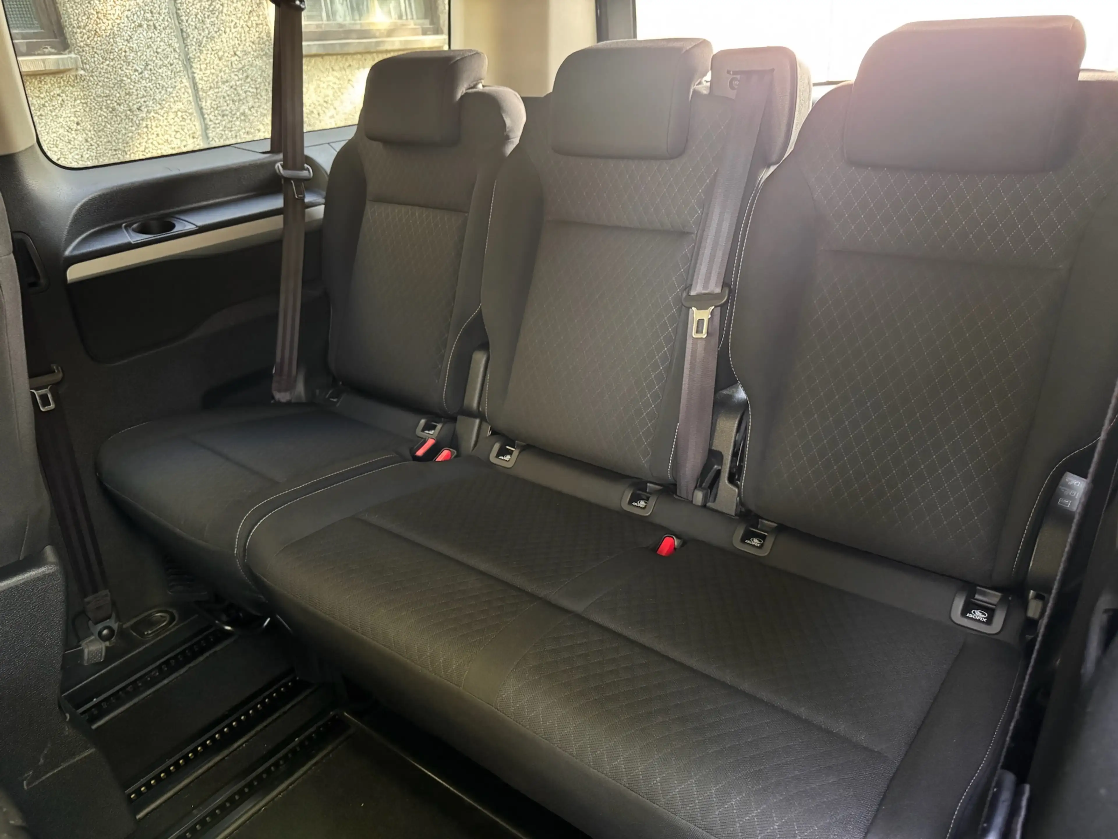 Peugeot Traveller 2.0 Turbo D - 8 PLACES - CarPlay - Sg chauffants — photo 15