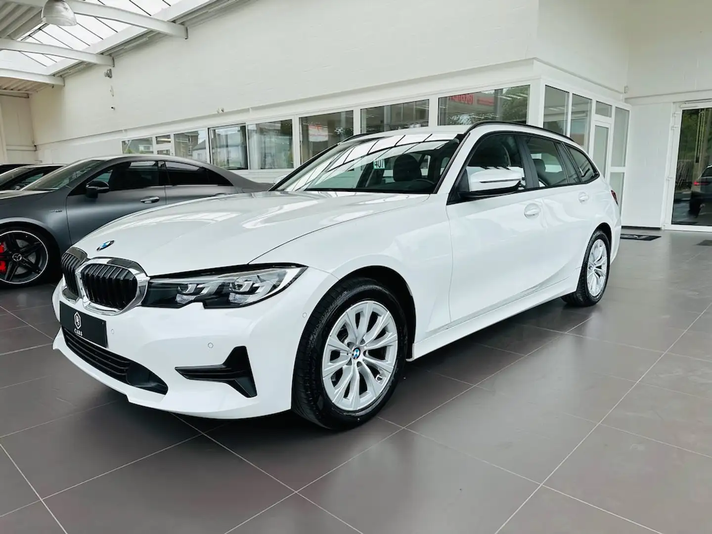 BMW 316 dA *** GARANTIE + COCKPIT + CUIR + LED + GPS *** Blanc - 1