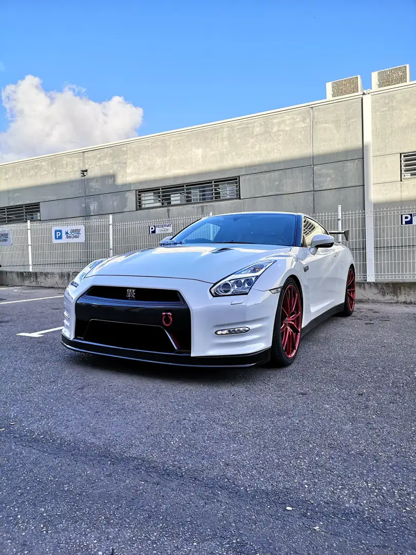 Nissan GT-R 3.8 V6 Premium Edition Aut. - 2