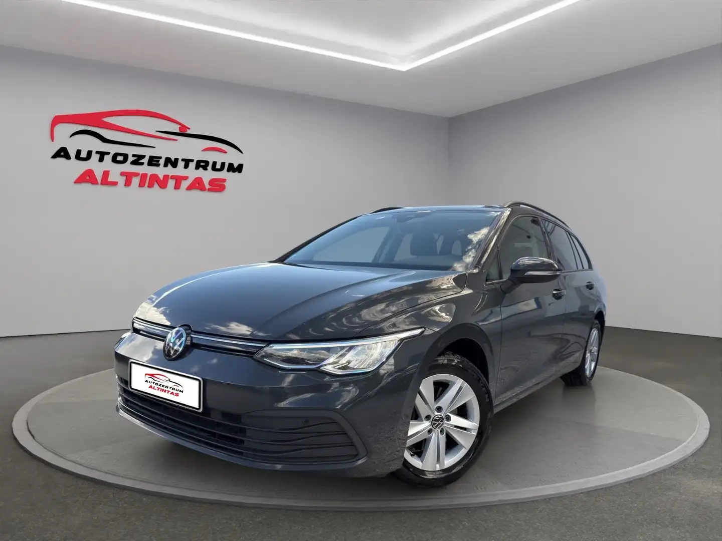 Volkswagen Golf VIII Variant Life*DSG*VIRTUAL*NAVI*LED*AHK* Grau - 1
