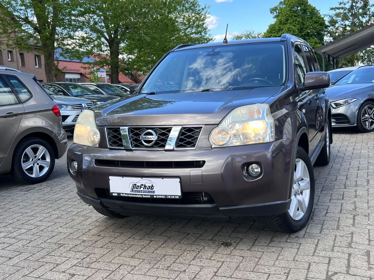 Nissan X-Trail SE*4X4*AHK*MFKL*PANO* Grau - 1