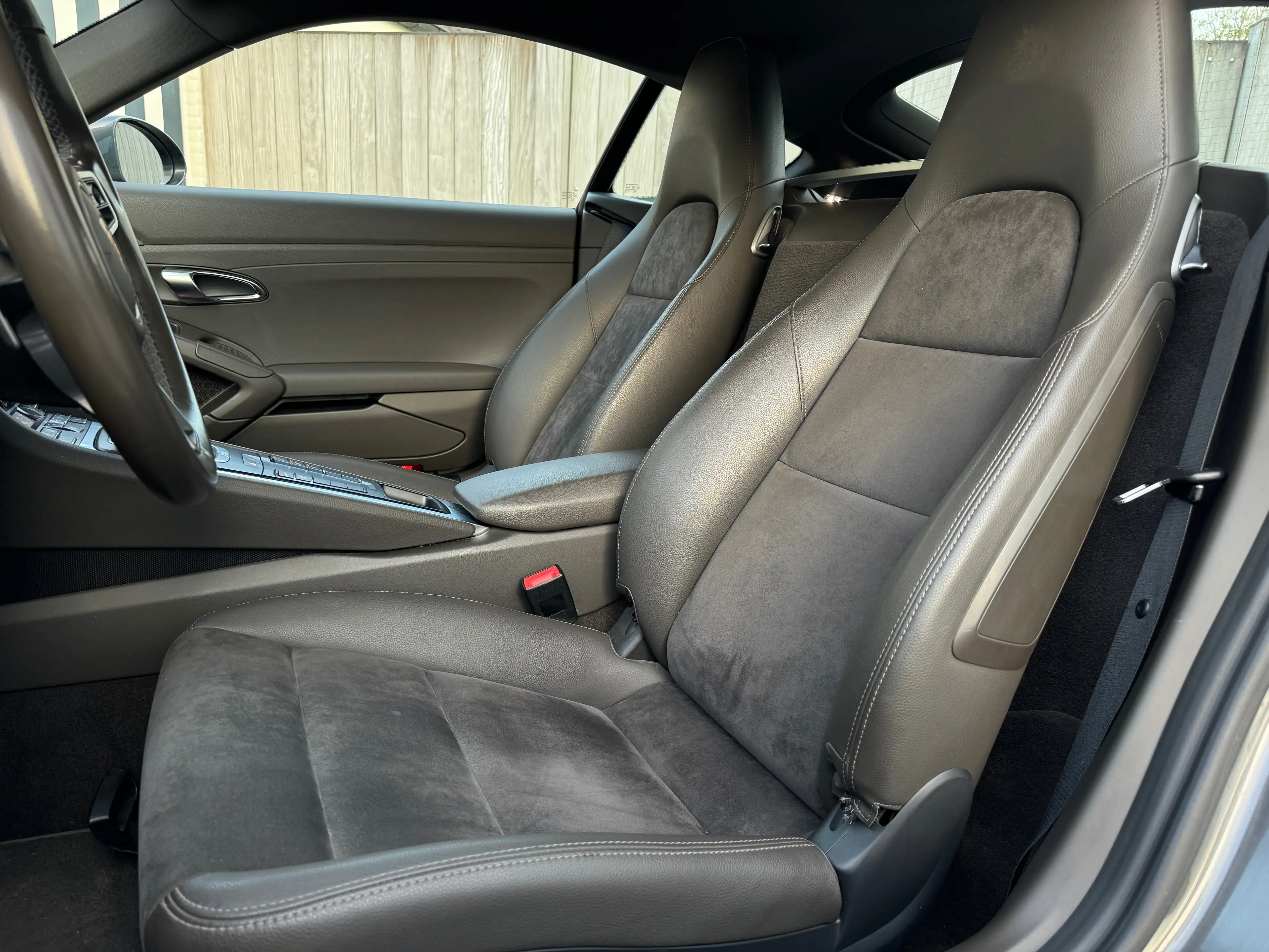 Porsche 718 Cayman 2.0 Turbo PDK / Sportuitlaat / CarPlay / Stuurverwarming / Bruin interieur — photo 15