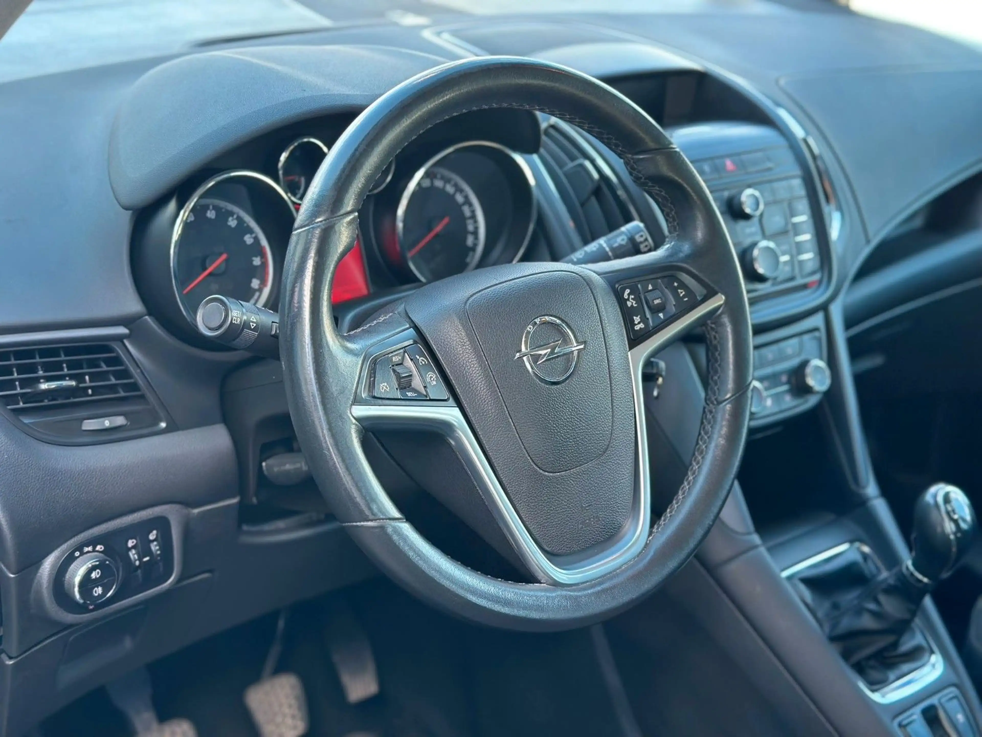 Opel Zafira C Tourer Selection, 1 Jahr Gewährleistung — photo 8