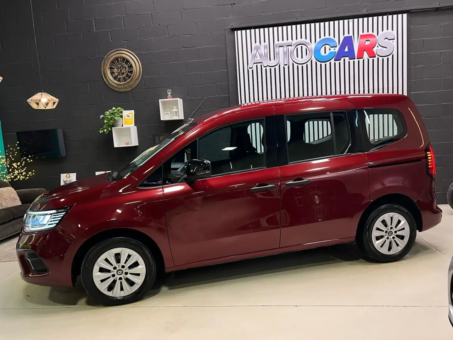 Renault Kangoo Fg. 1.5Blue dCi Profesional 55kW Burdeos - 2