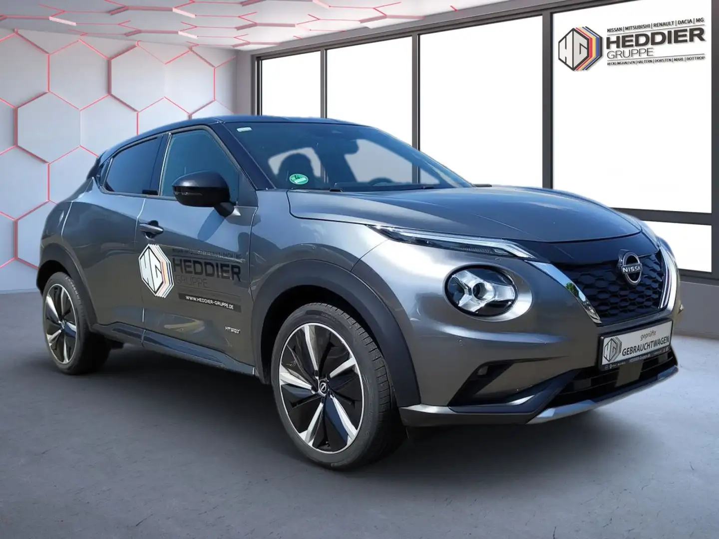Nissan Juke Hybrid N-Design*NAVI*PDC*KAMERA*SHZ Grau - 2