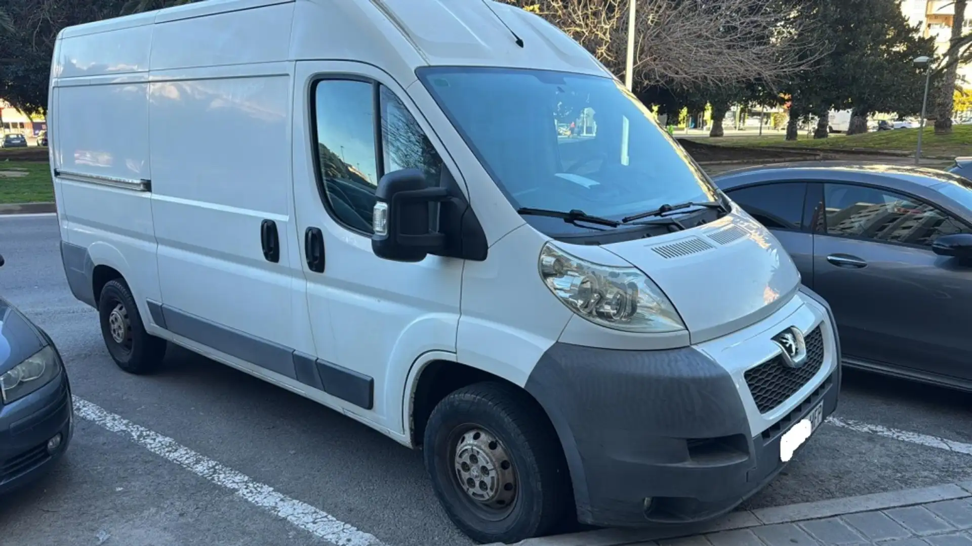 Peugeot Boxer Furgón 2.2HDI 335 L2H2 130 Blanco - 2