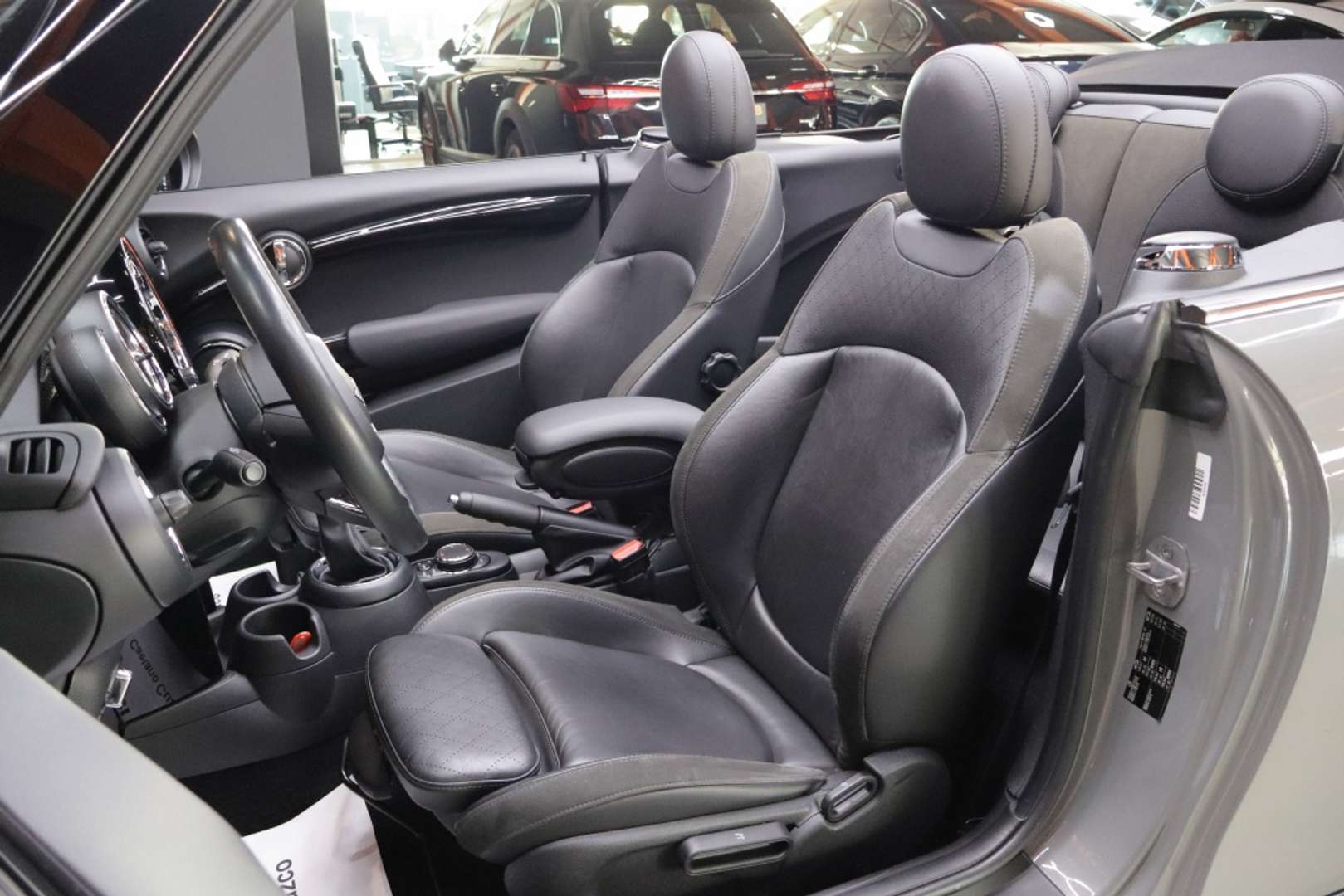 Mini Cabrio Cooper S - 2018 - Joinsteer - #12