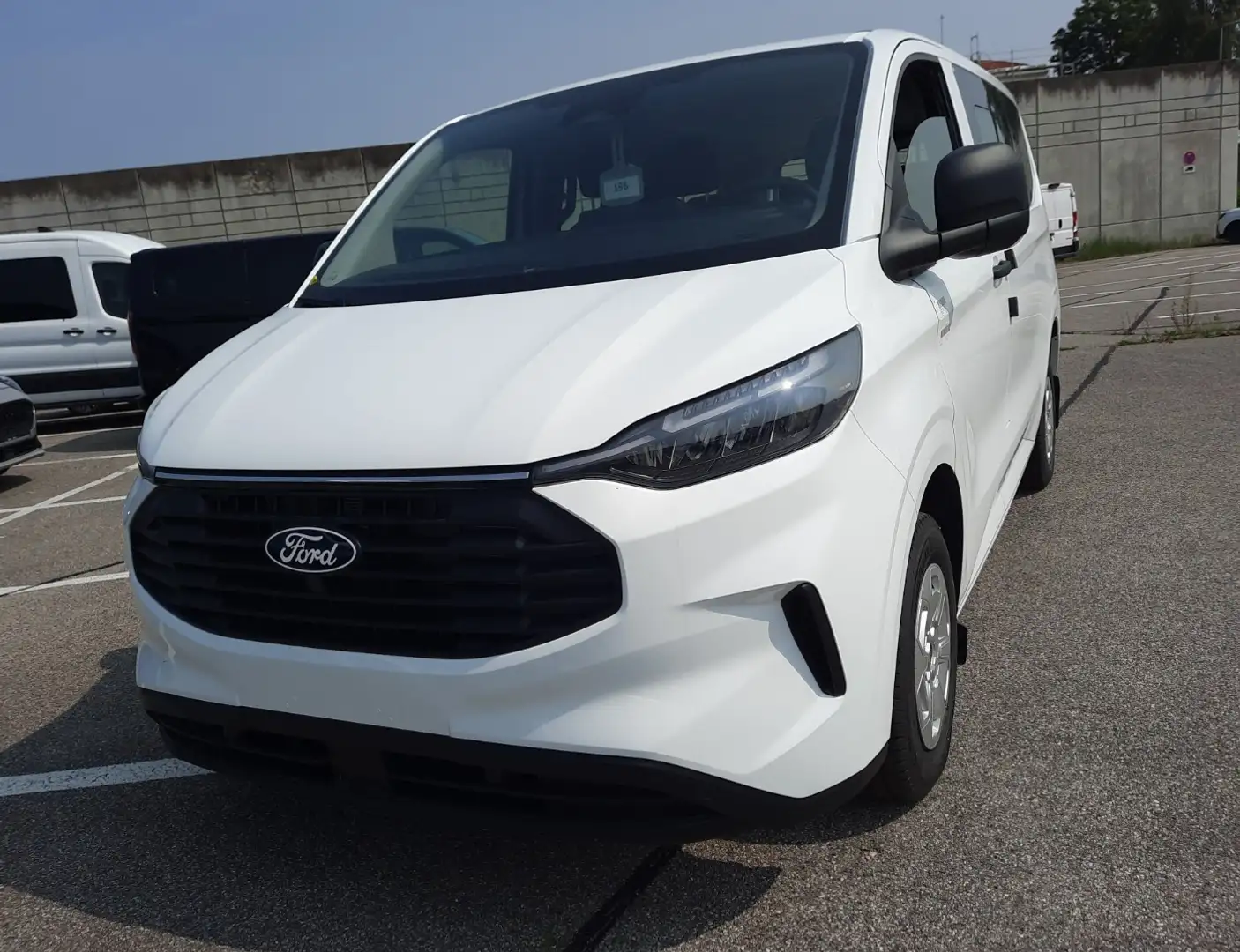 Ford Transit Custom Kombi 320 L1 Trend Navi LED Weiß - 2