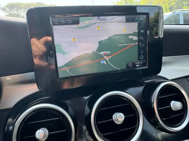 Mercedes-Benz C-Class view 9