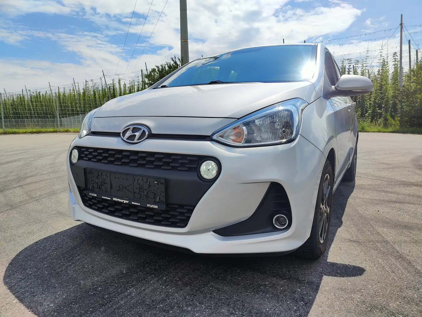 Hyundai i10 Premium + / 27.000km / Scheckheft / Tempomat Gri - 1