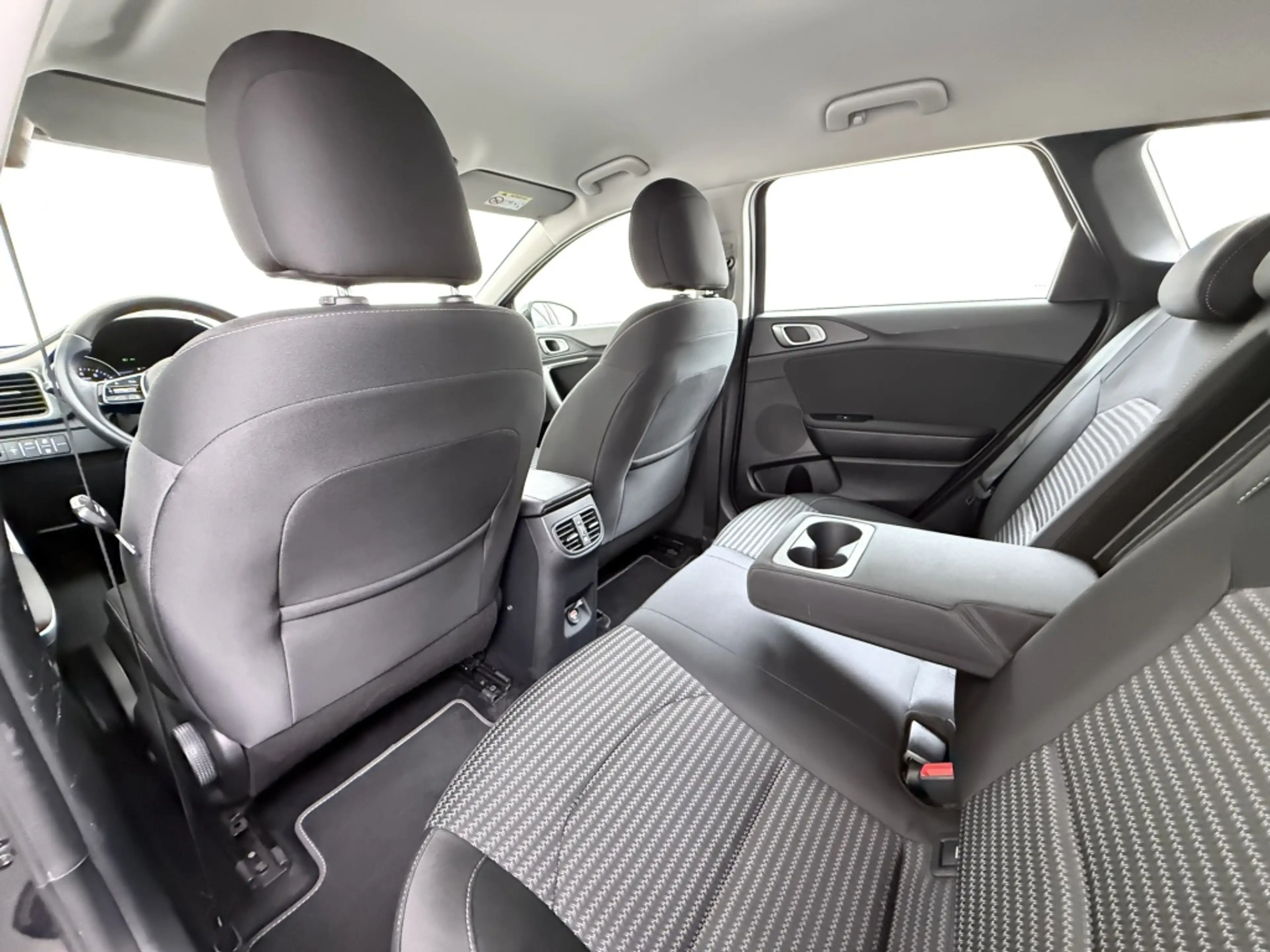 Kia Ceed SW / cee'd SW Sportswagon 1.0 T-GDi DynamicL. — photo 15