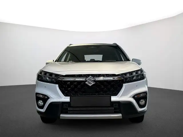 Suzuki SX4 S-Cross view 3