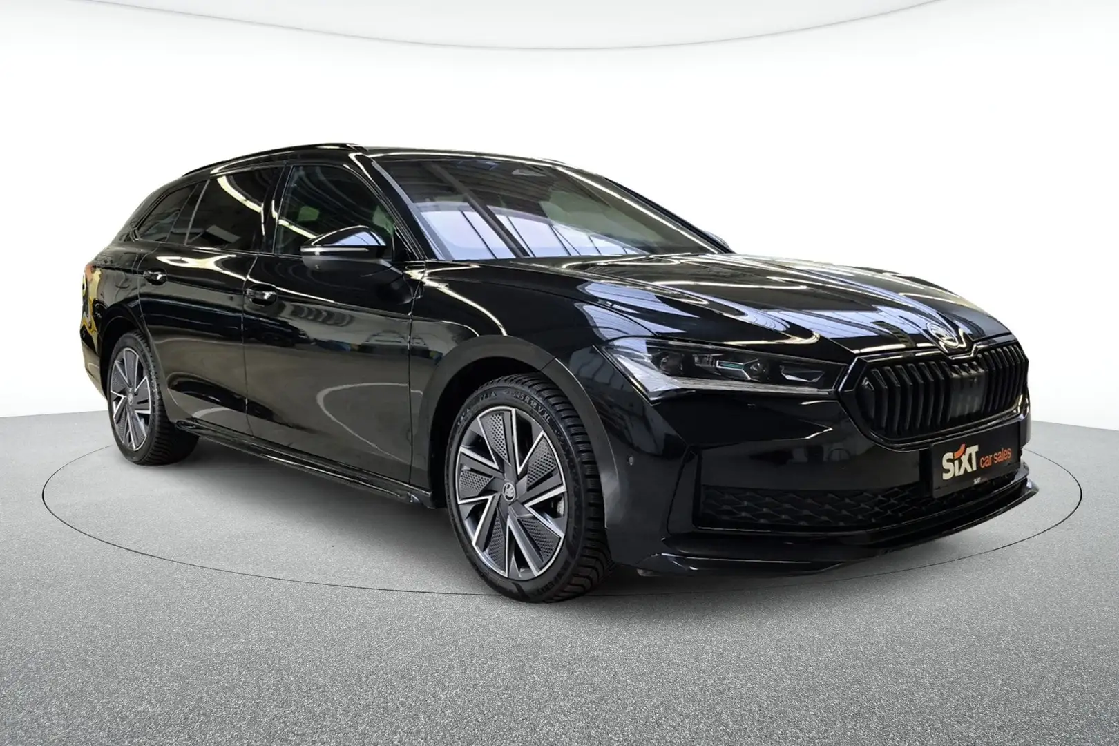 Skoda Superb Combi PHEV Sportline|AHK|ACC|Headup|Pano 360 4xSHZ Schwarz - 1