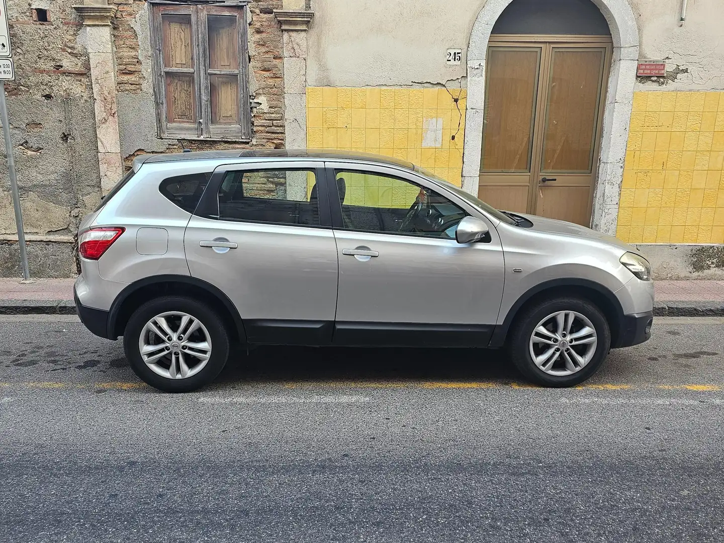 Nissan Qashqai Qashqai I 2007 2.0 dci Visia dpf FL Grigio - 1