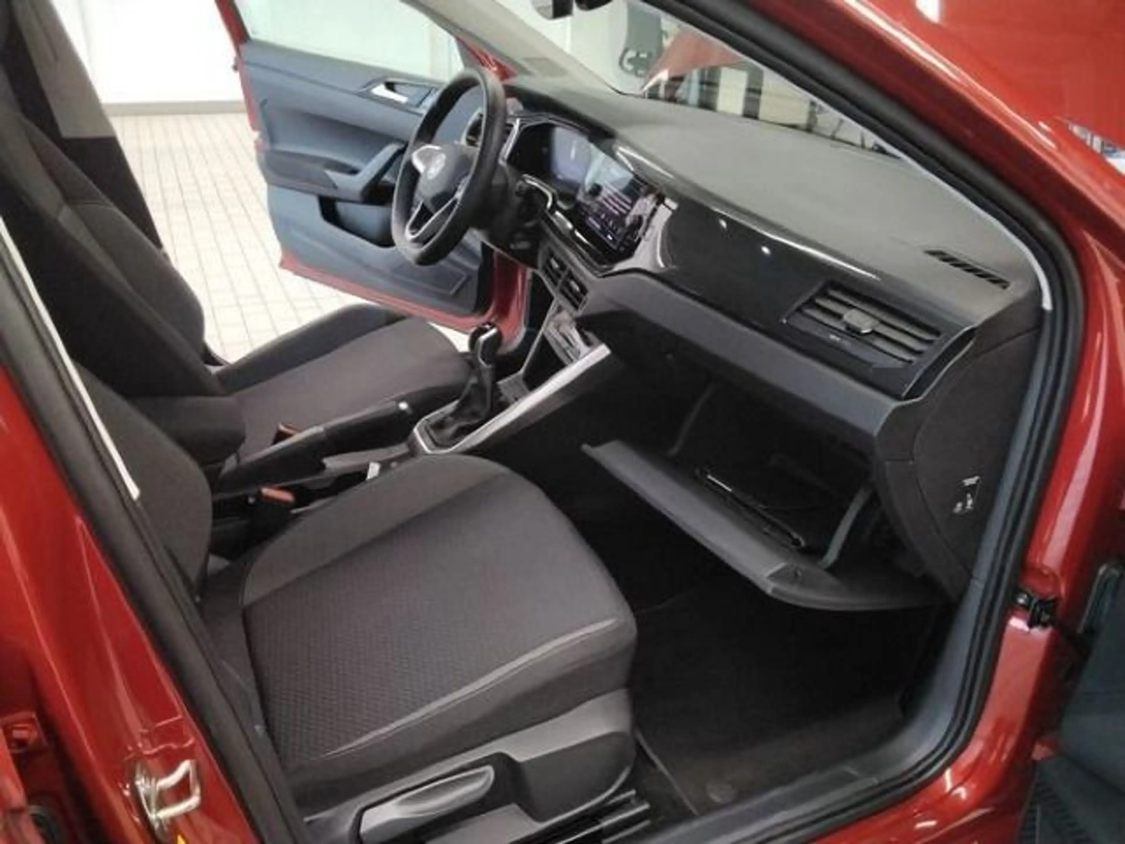 Volkswagen Taigo 1.0 TSI Life Navi LED Sitzheizung — photo 4