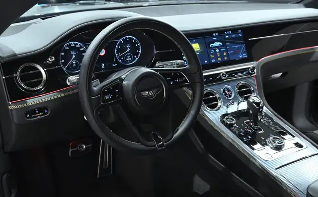 Bentley Continental Continental GT W12 Mulliner !! Centenary !! Ansicht 16