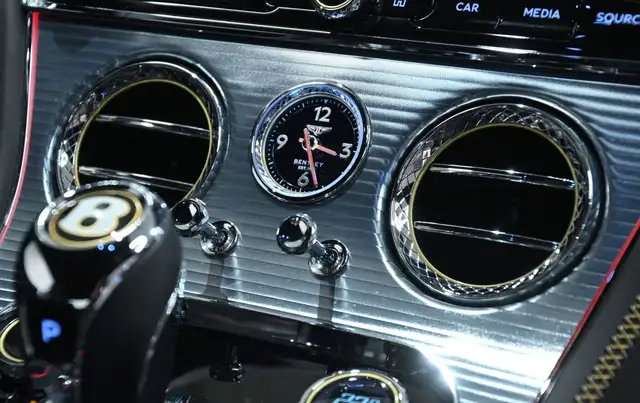 Bentley Continental Continental GT W12 Mulliner !! Centenary !! Ansicht 17