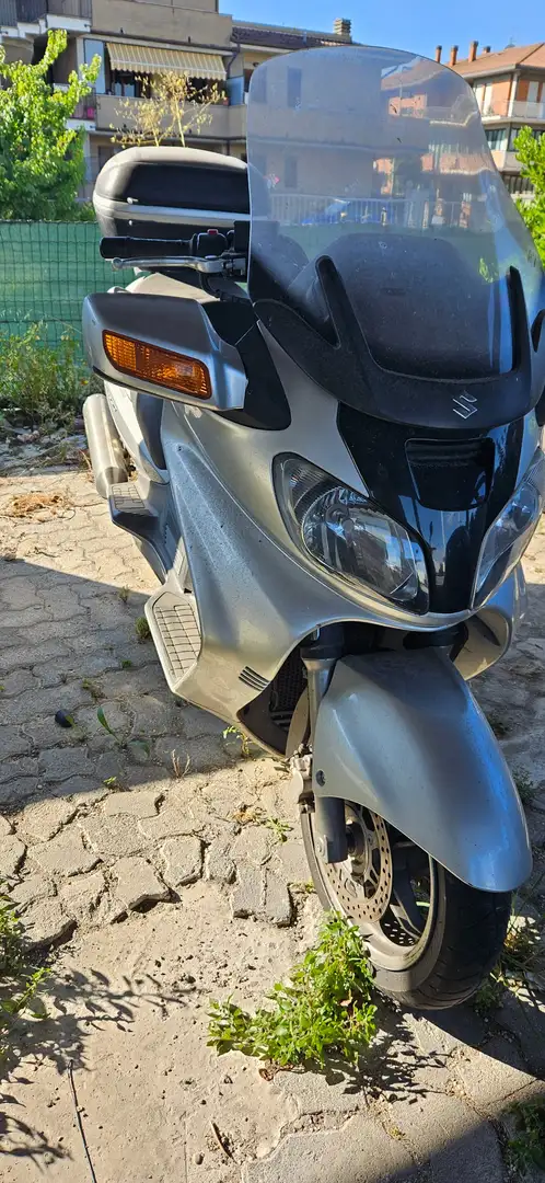 Suzuki Burgman 650 L Срібний - 1