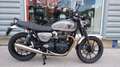 Triumph Street Twin - thumbnail 1