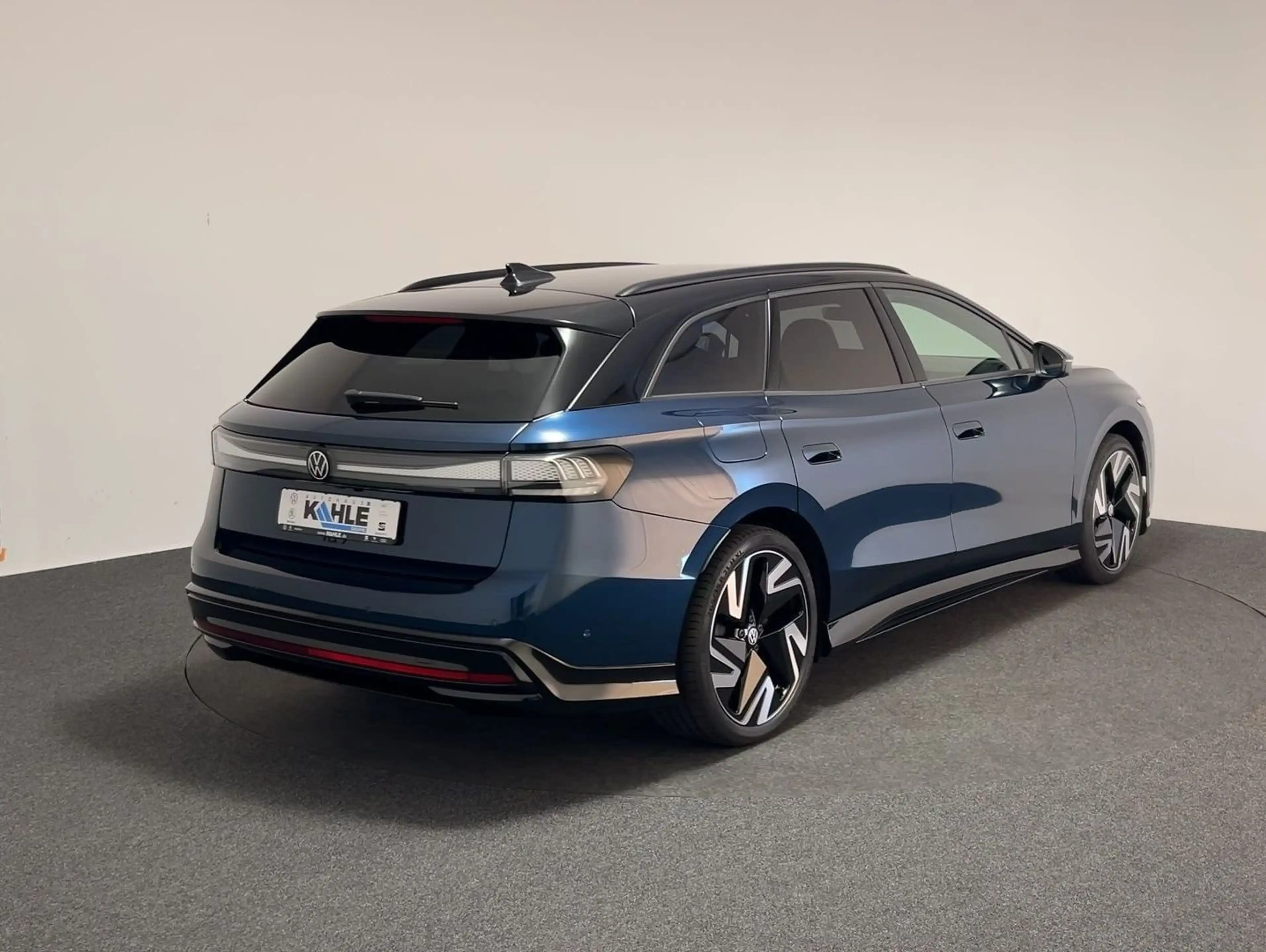Volkswagen ID.7 Tourer Pro S 86 kWh CarPlay Black Matrix — photo 7