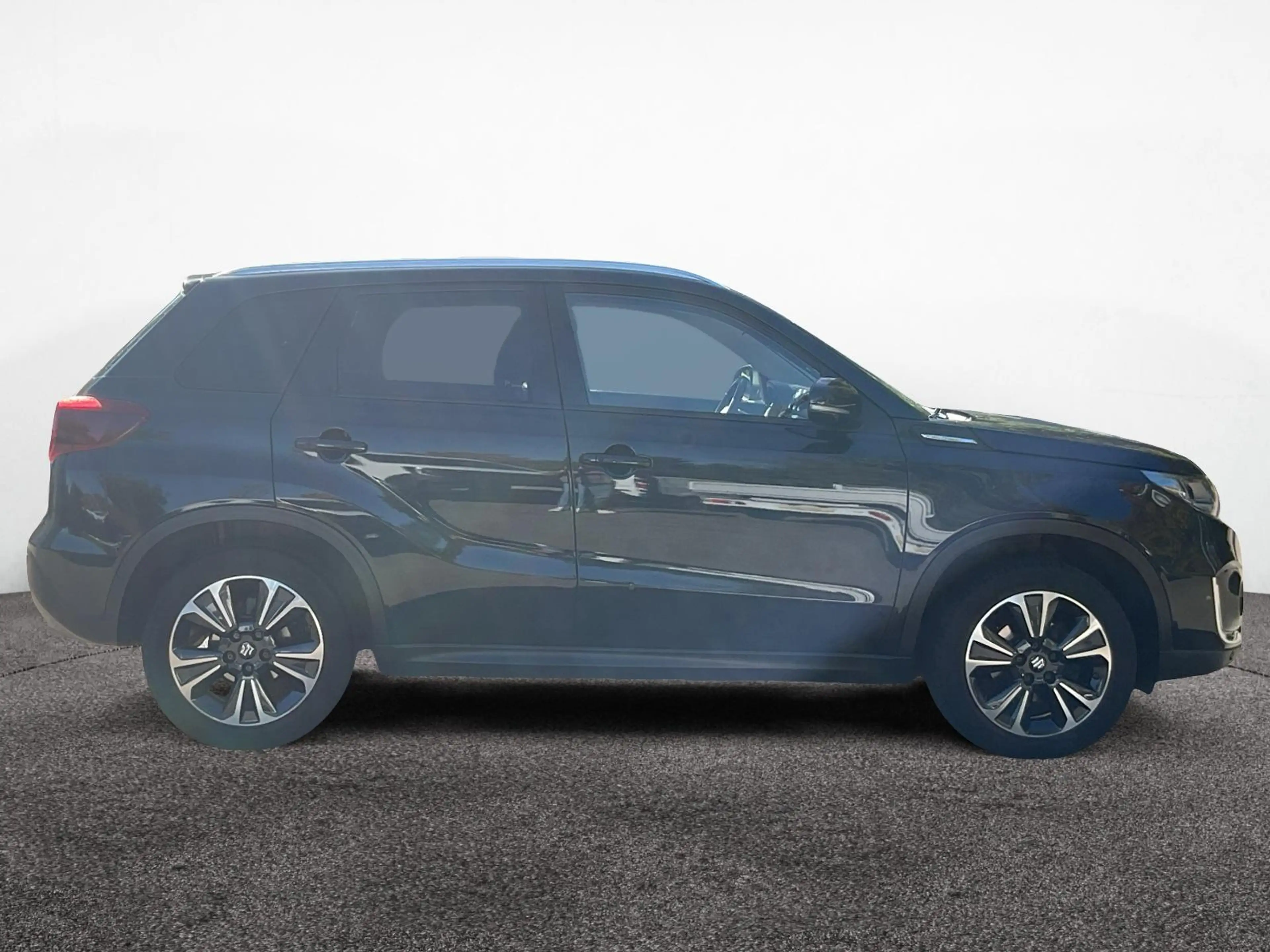 Suzuki Vitara 1,4 DITC Hybrid Comfort+ PLUS — photo 5
