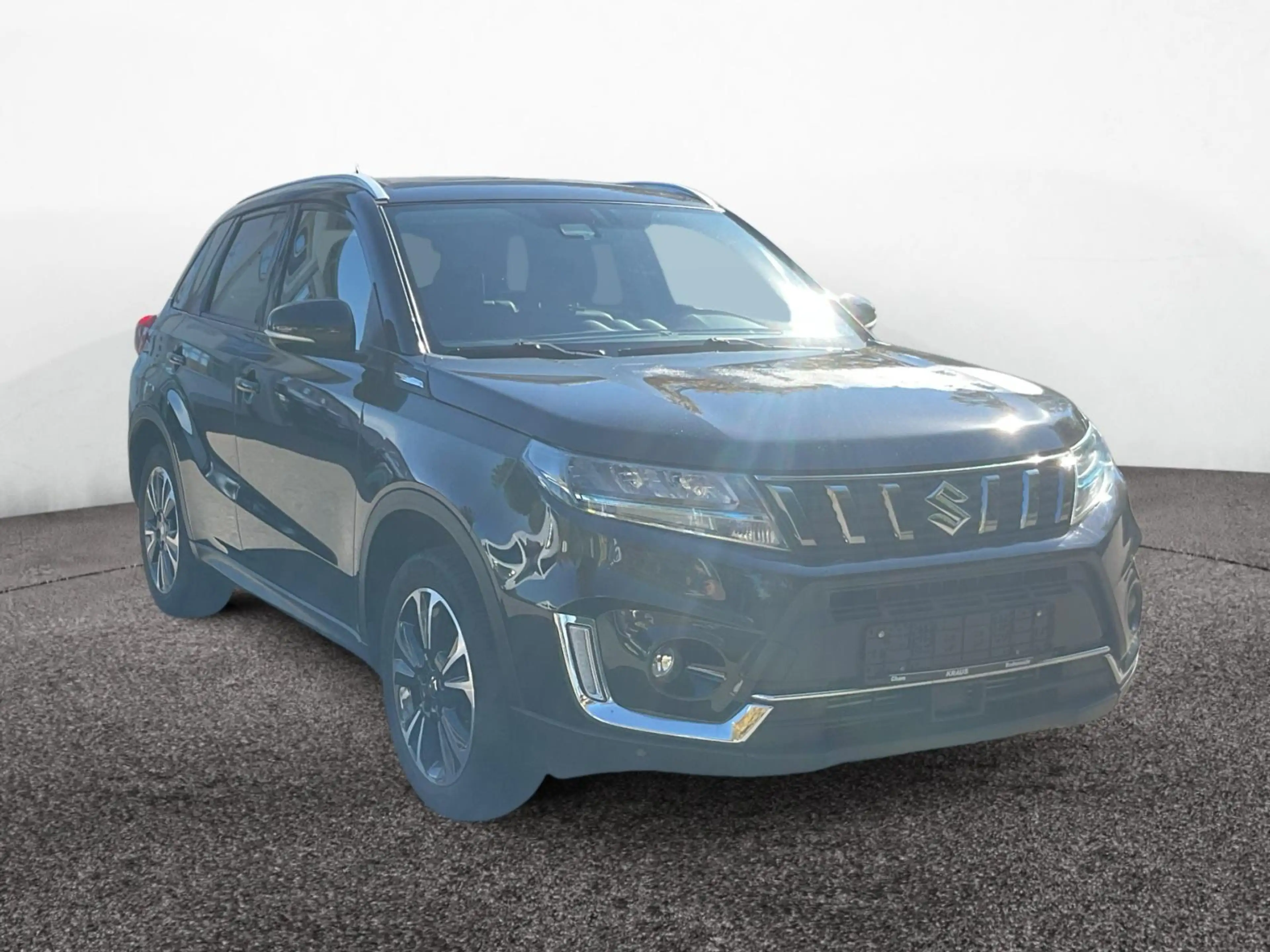 Suzuki Vitara 1,4 DITC Hybrid Comfort+ PLUS — photo 3