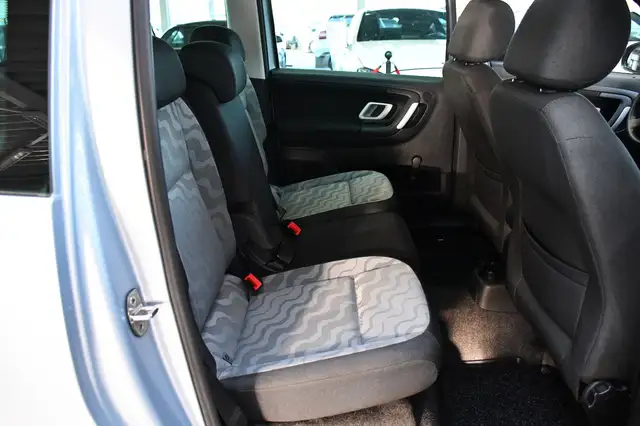 Skoda Roomster view 13