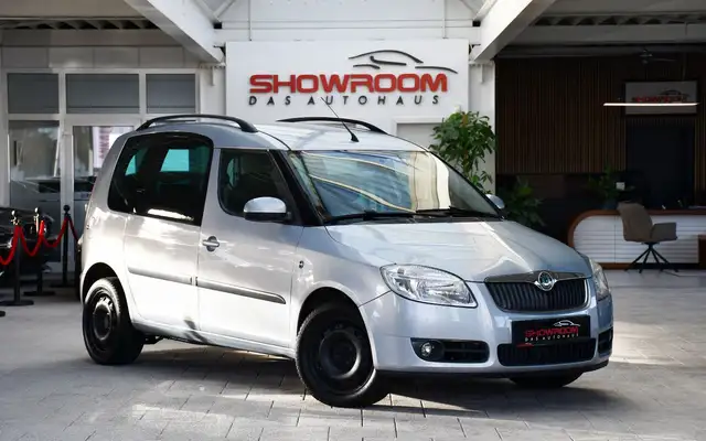 Skoda Roomster view 3